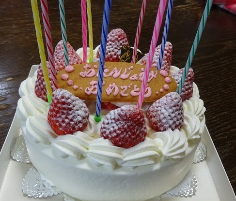誕生日ケーキ0408