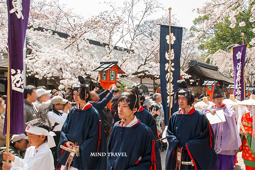 平野神社　桜祭神幸祭　男性　