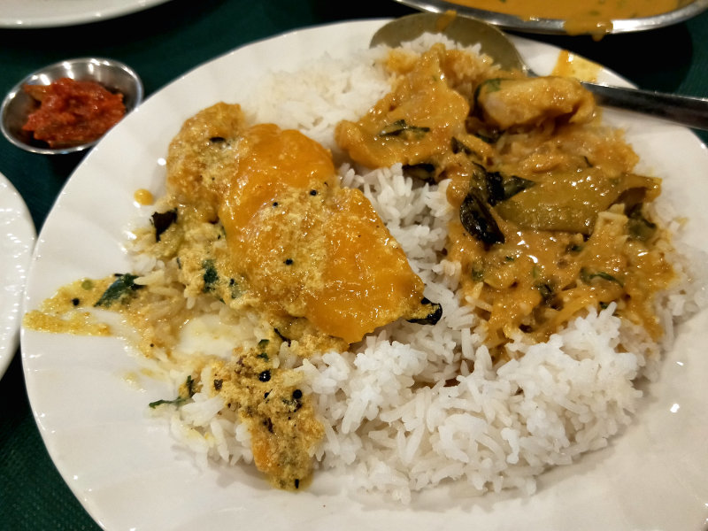 mango curry, mango fish curry @ a raj